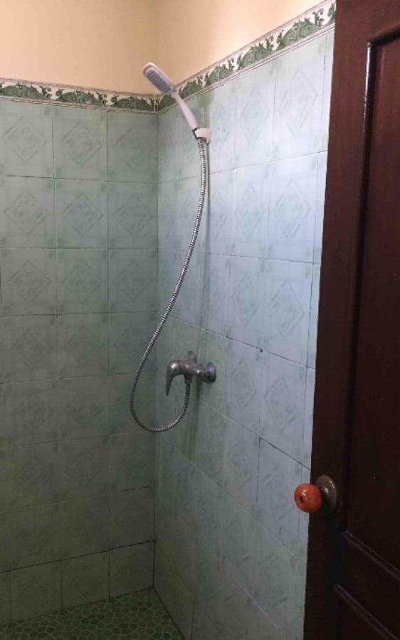 Gina'S Guest House Санур Экстерьер фото
